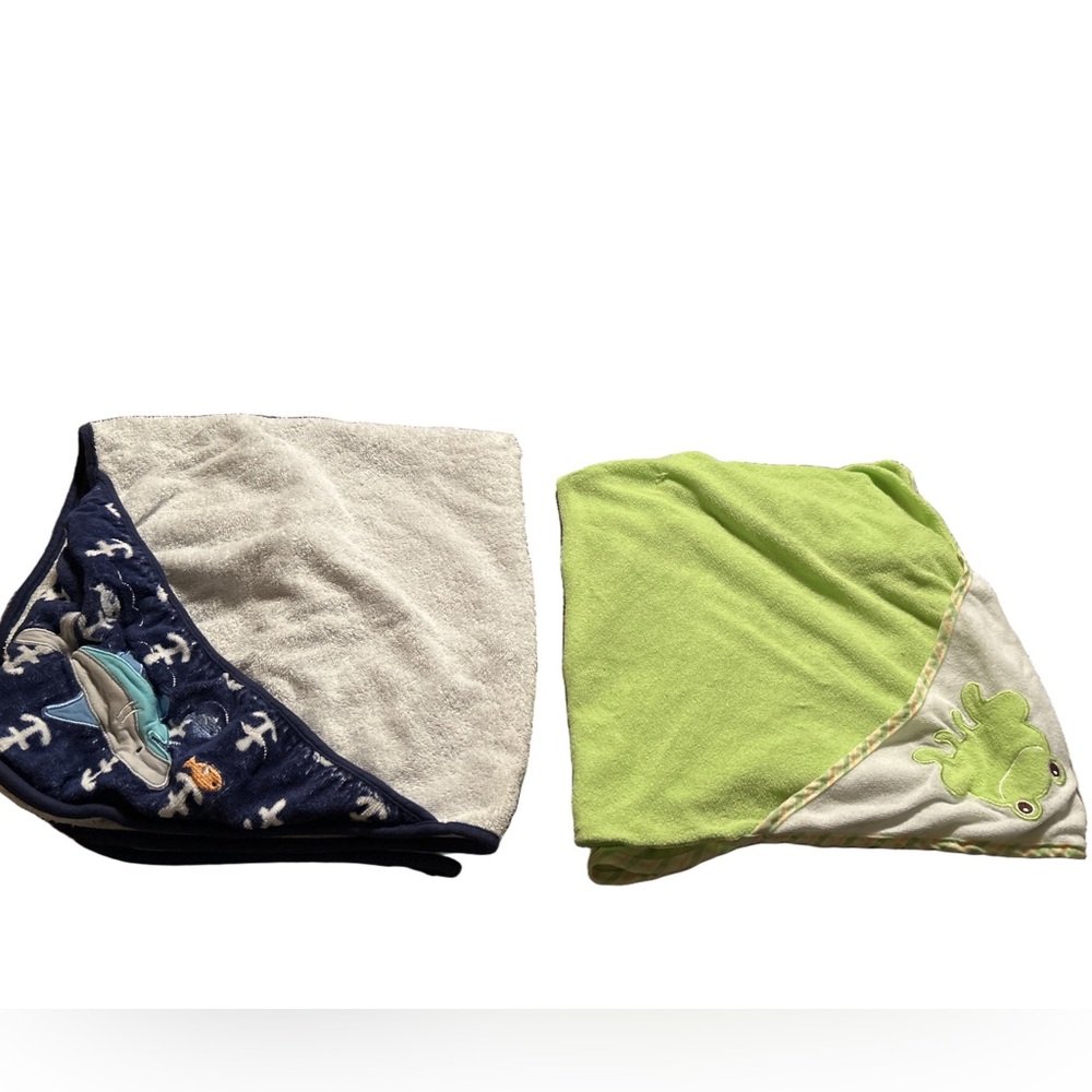 2 Baby Hooded Towels